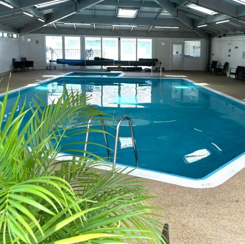 Sunset Sea View Chalet With Hot Tub Torpoint Esterno foto