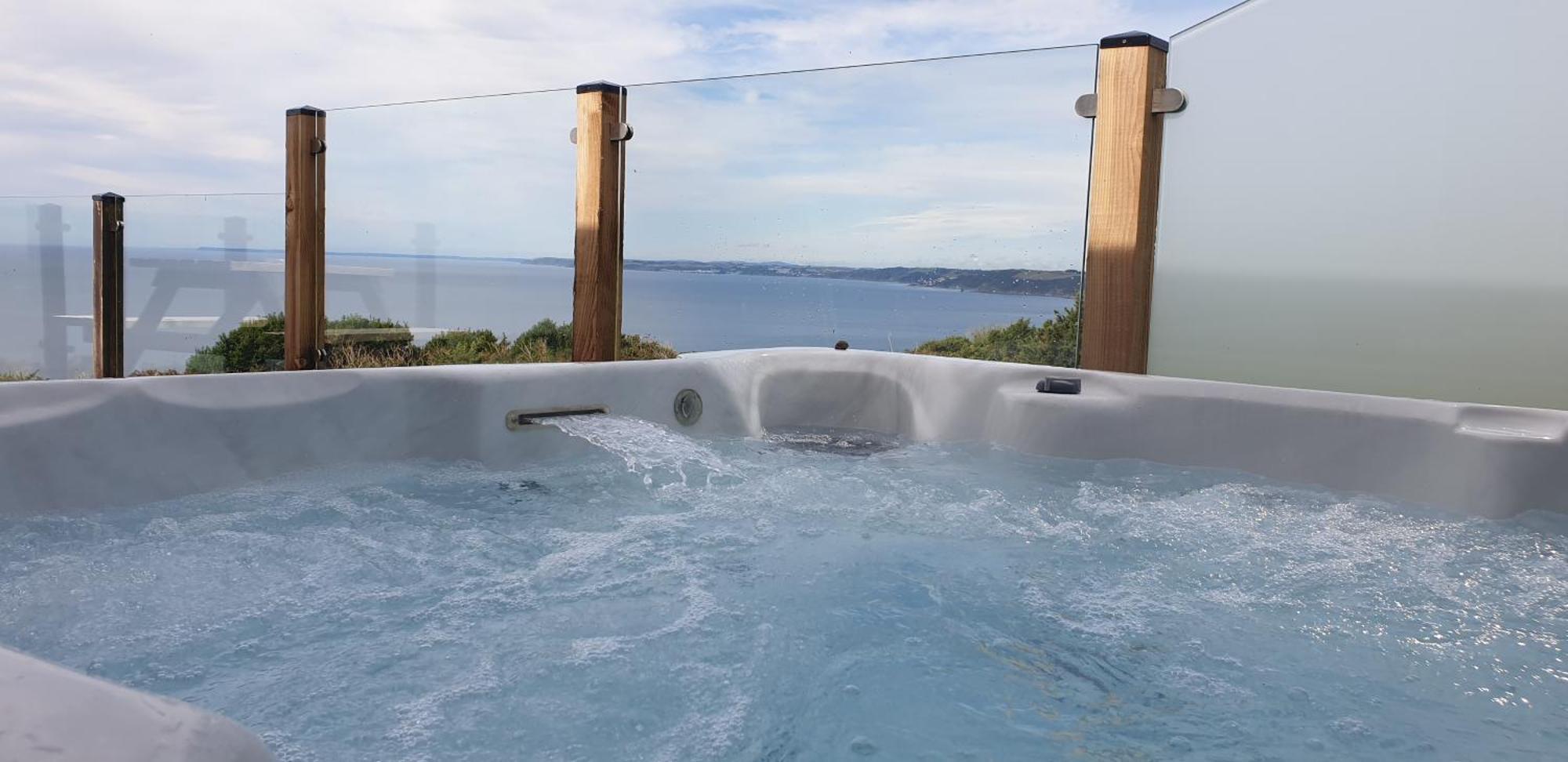 Sunset Sea View Chalet With Hot Tub Torpoint Esterno foto